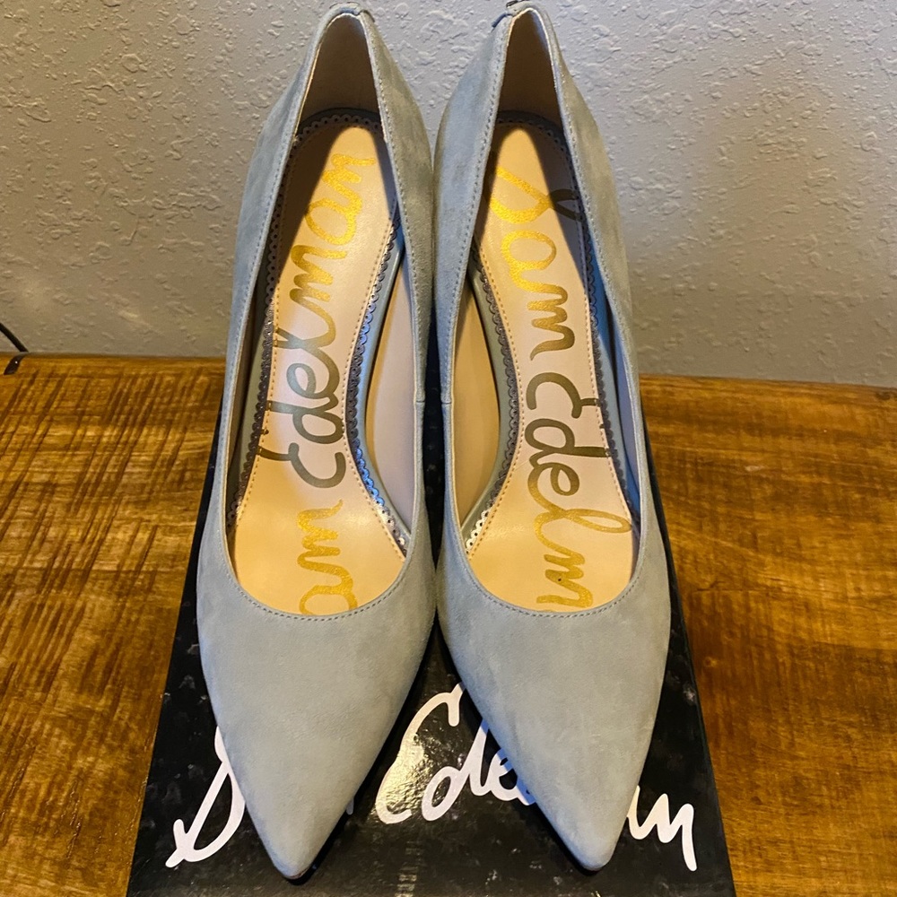 Sam Edelman Hazel Pump, Seafoam Suede. New in original packaging. Size 8.5.